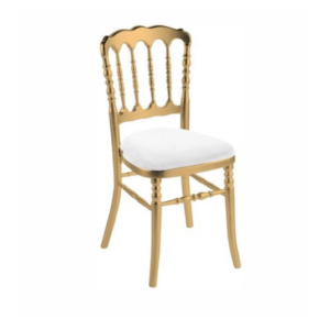chaise-Napoleon-doree-assise-blanche-mariage-ceremonie