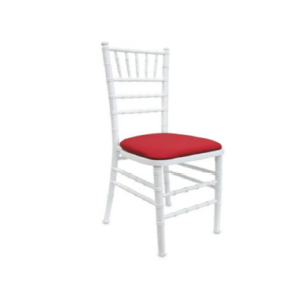 chaise-chiavari-blanche-bois-coussin-rouge